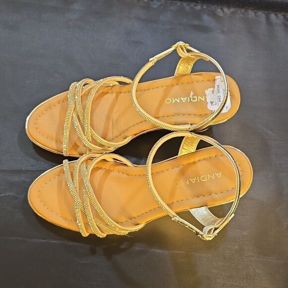 BRAND NEW ANDIAMO MULTI-STRAP RHINESTONE EMBELLISHMENTS OPEN-TOE WEDGE SANDAL - Picture 6 of 12
